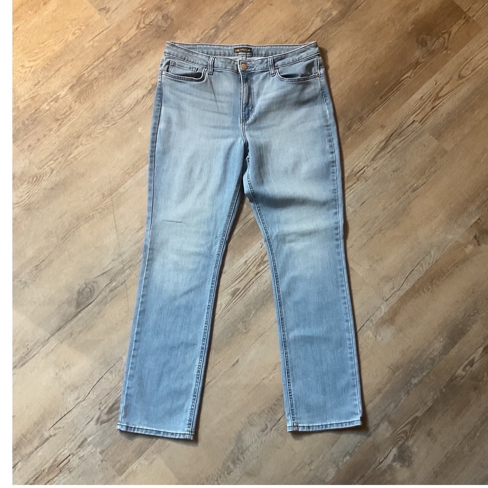 Lee Regular Fit Straight Leg Mid Rise Jeans Light Wash Blue Stretch 16 Long